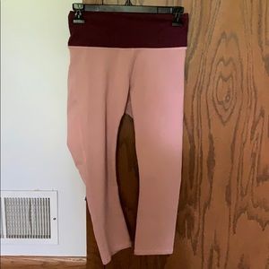 Fabletics cropped leggings